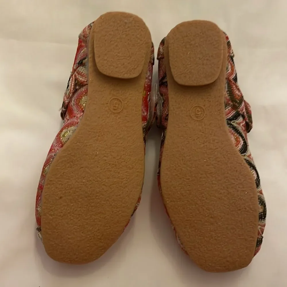 SHOES OF SOUL Mary Jane shoes.   New